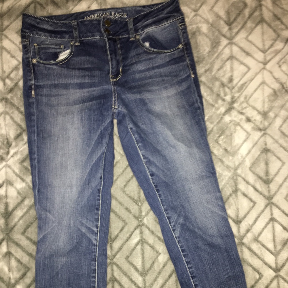 American eagle cropped jeans